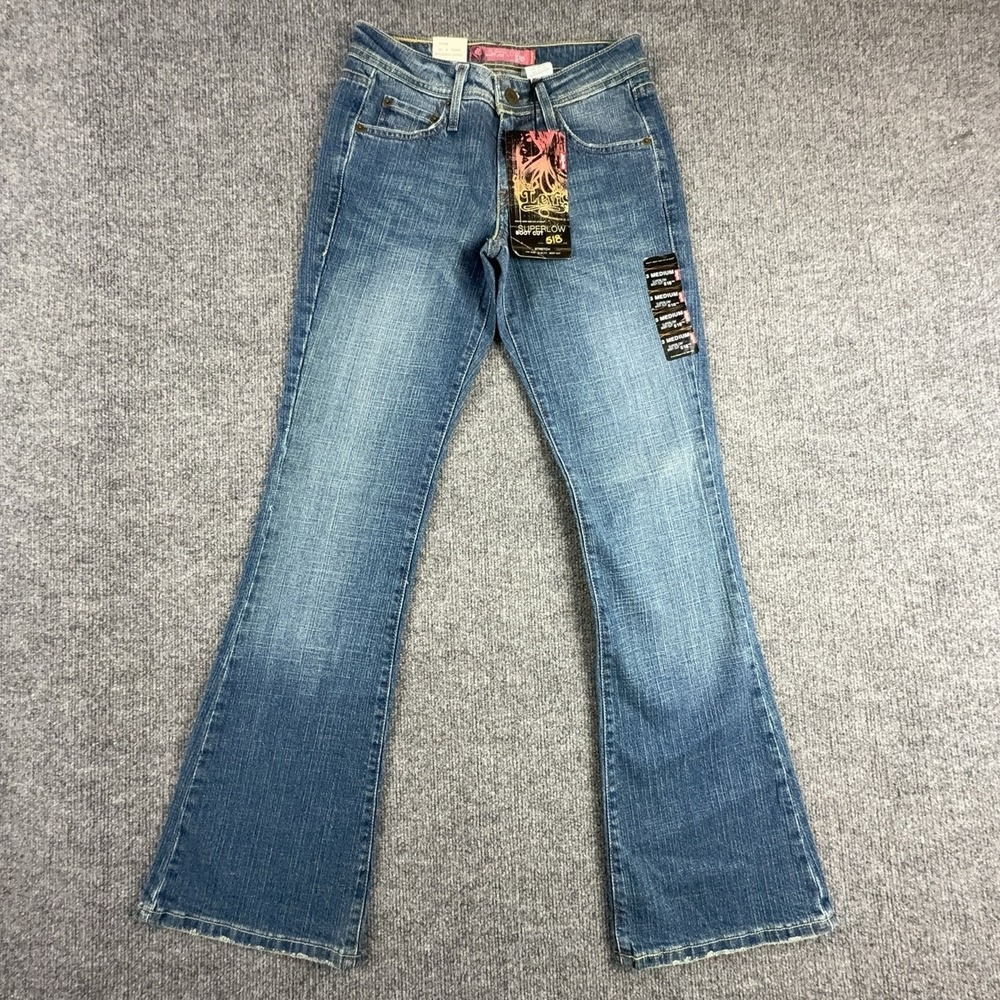 Y2K Levi's 518 Superlow Bootcut Jeans Juniors 3 Medium Wash Blue Low Rise